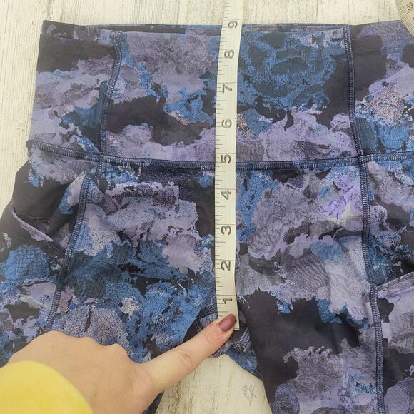 Lululemon Screen Camo Leggings Size 4 AS IS - Picture 12 of 13